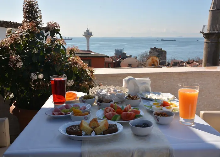 ディルハヤットゥ カルファ 2* イスタンブール